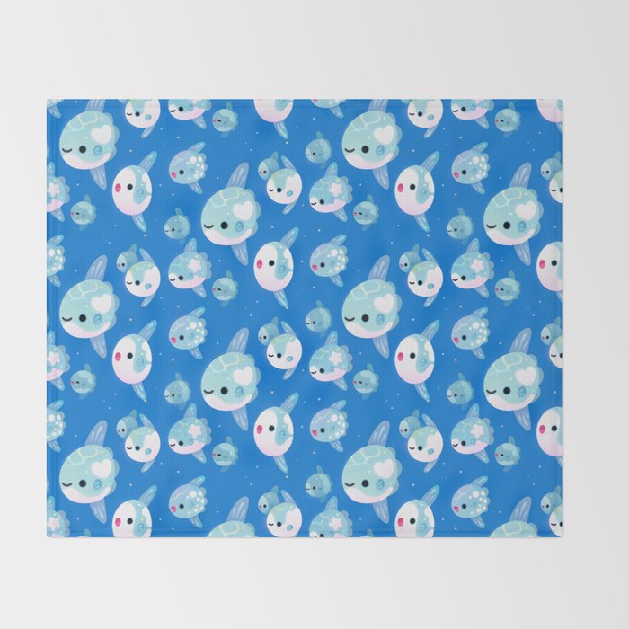Swimming sunfish Throw Blanket Gallery Image 2