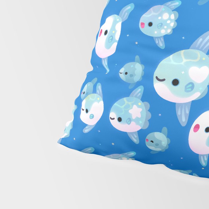 Swimming sunfish Pillow Sham Gallery Image 4