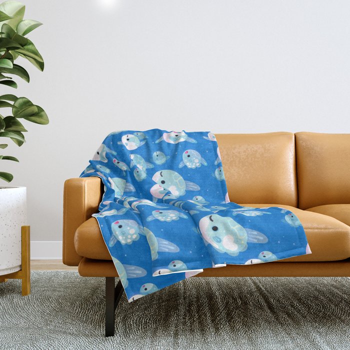 Swimming sunfish Throw Blanket Gallery Image 1