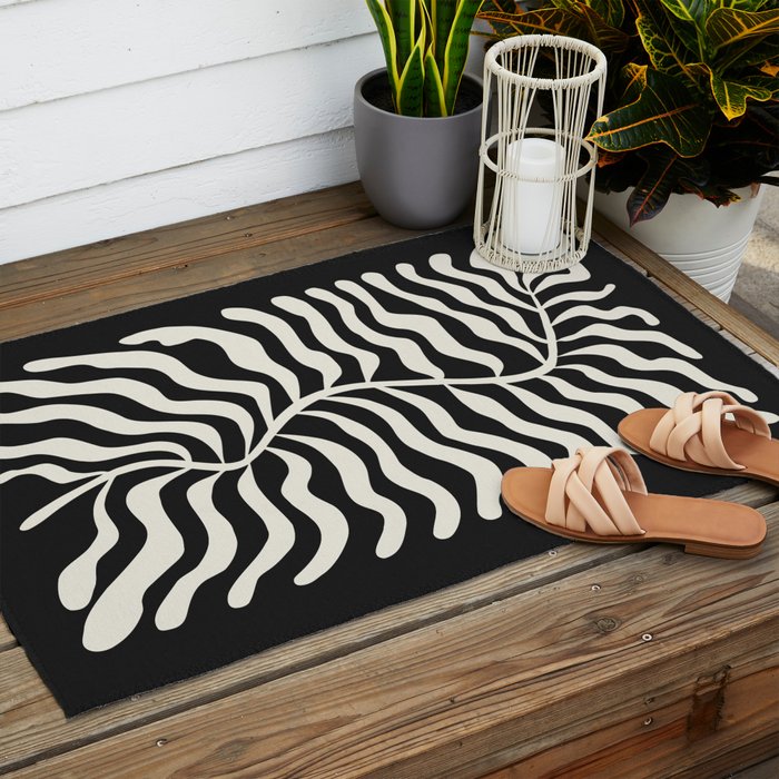 Onyx Ferns: Black & White Matisse Edition Outdoor Rug Gallery Image 2