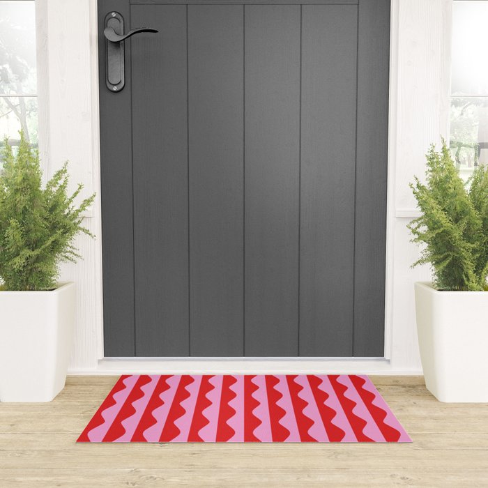 Retro Wavy Lines Pattern in Red & Pink Welcome Mat Gallery Image 3