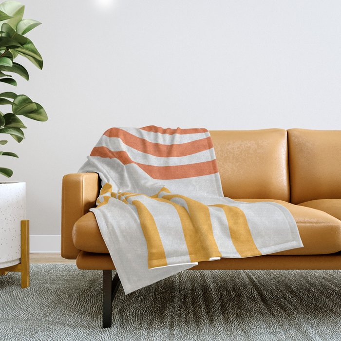 Linea 05 Throw Blanket Gallery Image 1