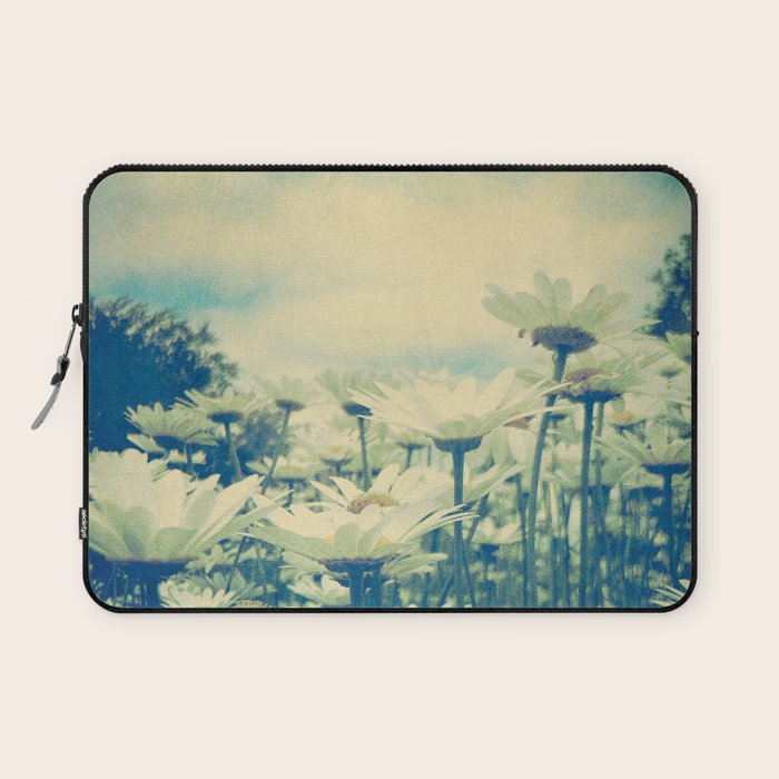 Daisy Love Laptop Sleeve Gallery Image 1