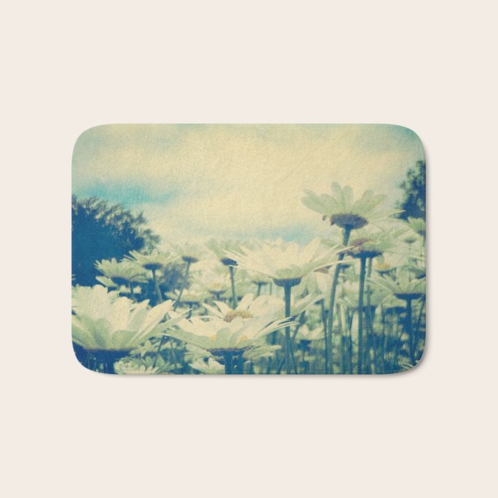Daisy Love Bath Mat Gallery Image 1