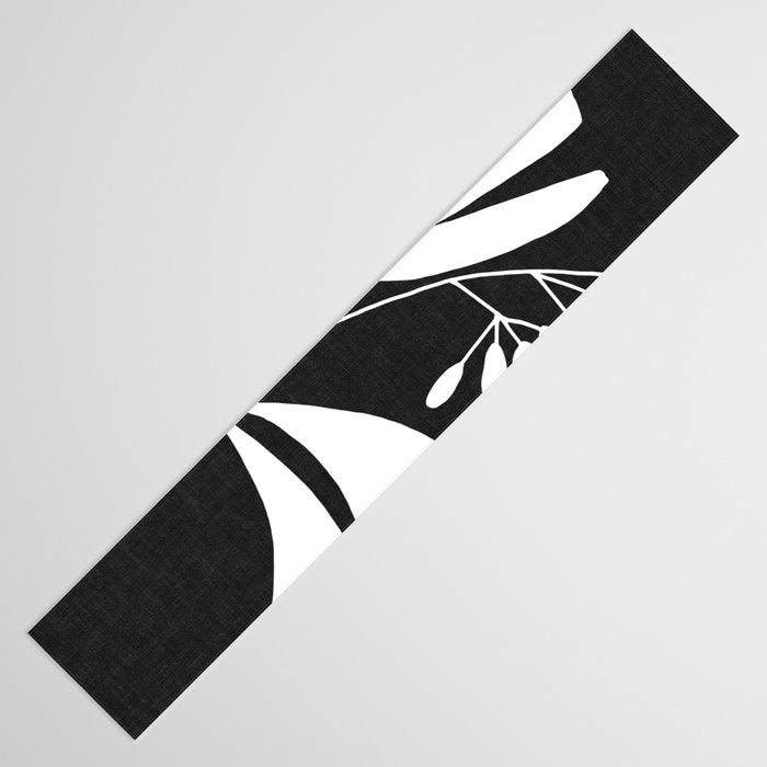 Windy Berry ii Table Runner Gallery Image 3