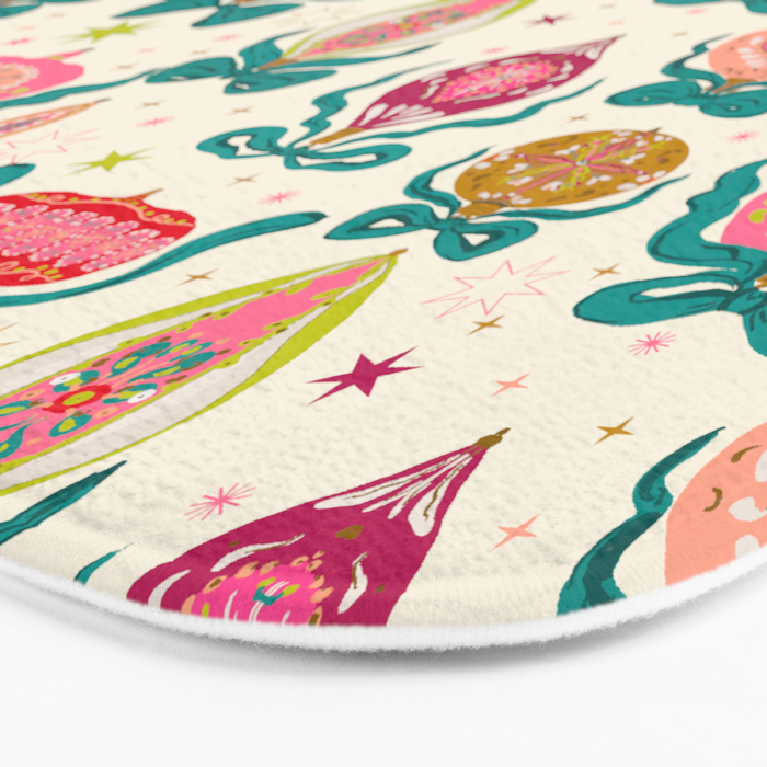 Retro Christmas Ornaments with Bow and Stars Holiday Pattern Bath Mat Gallery Image 3
