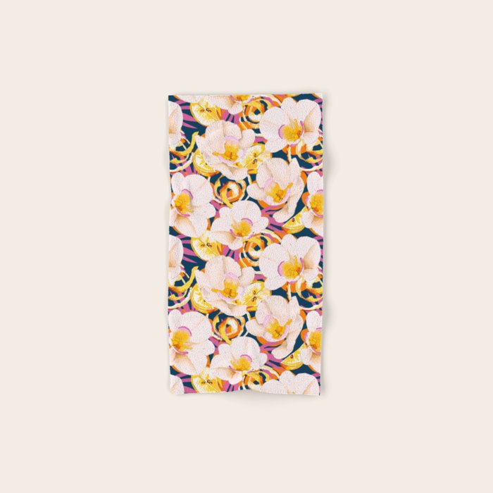 Bloom Tropic Essence Bath Towel Gallery Image 1