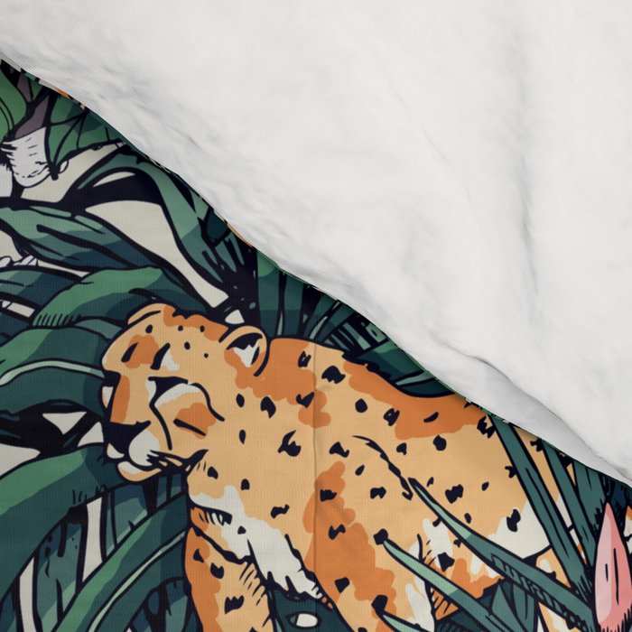 Cheetah in the wild rainforest Comforter Gallery Image 4