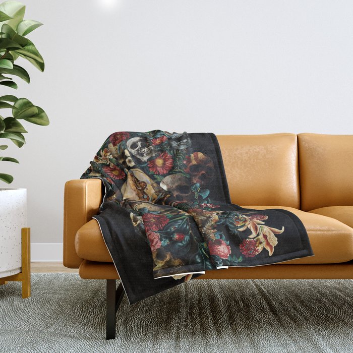 SIMONETTA IANVENSIS VESPVCCIA Throw Blanket Gallery Image 1