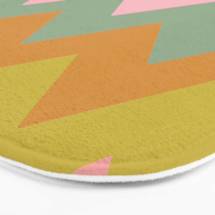 Zigzag pattern Bath Mat Gallery Image 3