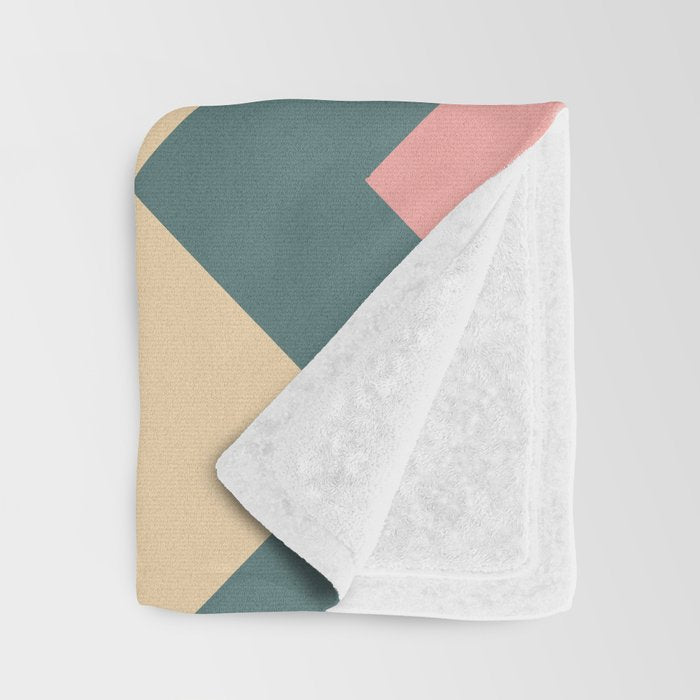 Zigzag pattern Throw Blanket Gallery Image 3