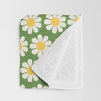 Retro Green Daisy Pattern Throw Blanket Gallery Image 3