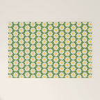 Retro Green Daisy Pattern Welcome Mat Gallery Image 1
