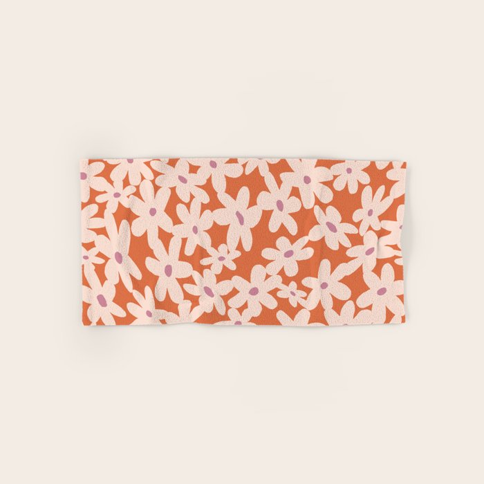 Flower power pattern Bath Towel Gallery Image 1