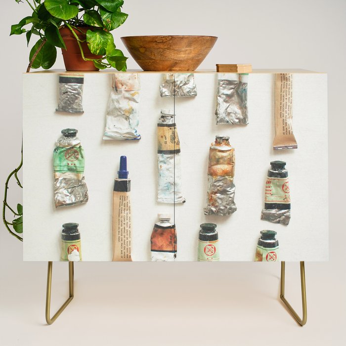 Oils Credenza Gallery Image 1