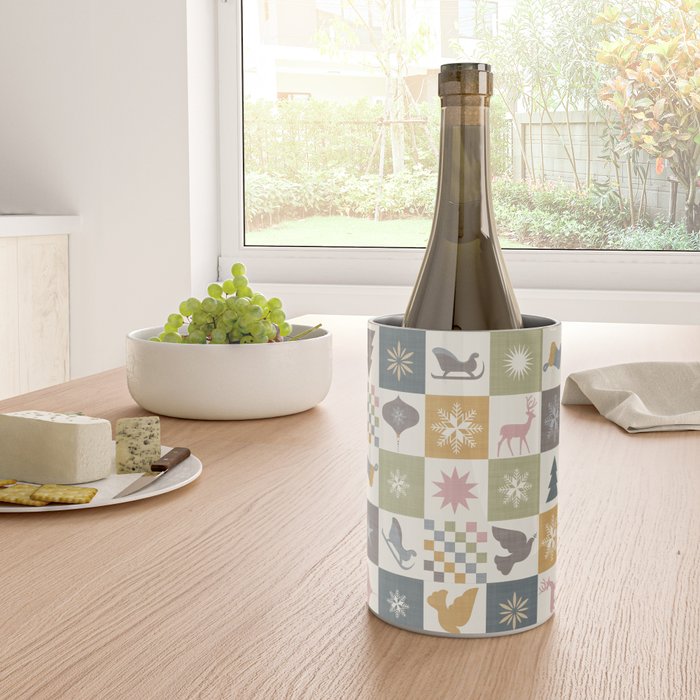Retro Ditsy Holiday Icon Chequered Pattern - Earthy country style  Wine Chiller Gallery Image 4