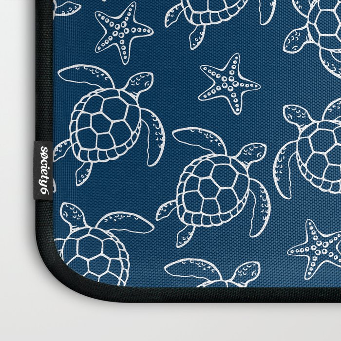 Sea turtle Laptop Sleeve Gallery Image 3