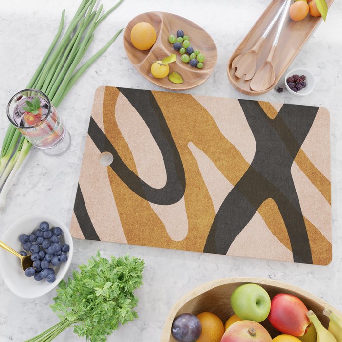 ABSTRACT ALPHABET / Script Q Cutting Board Gallery Image 2