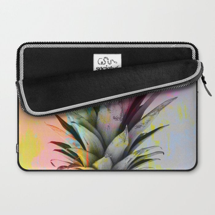 PINEAPPLE 4 Laptop Sleeve Gallery Image 2
