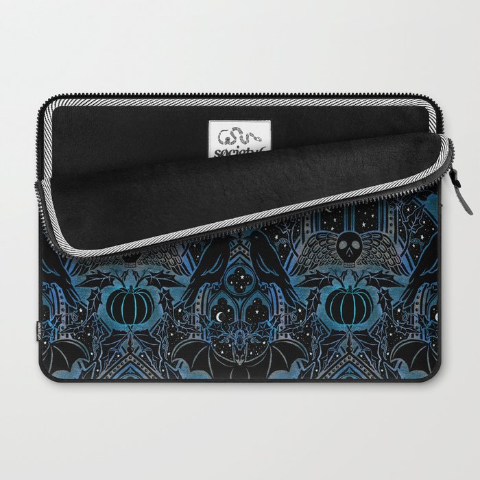 Gothic Halloween - Eerie Blue Laptop Sleeve Gallery Image 2