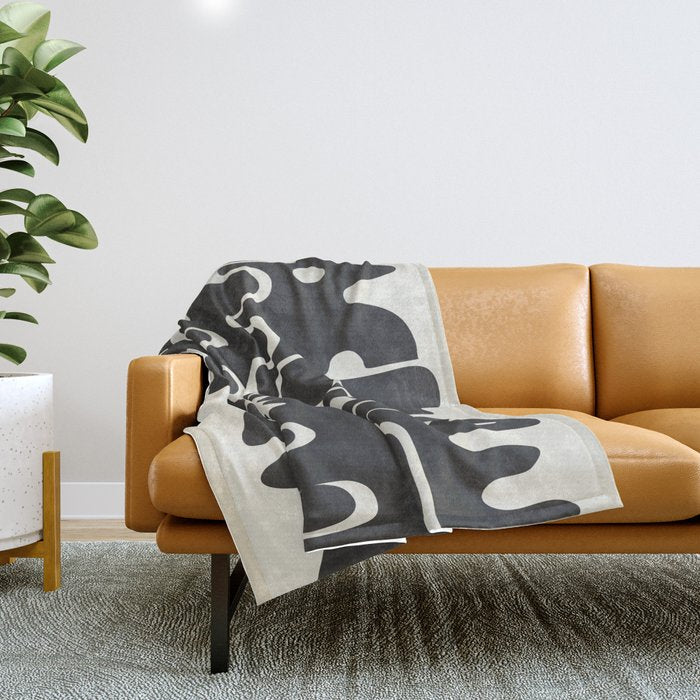 Minimal Abstract Maze - Noir Throw Blanket Gallery Image 1