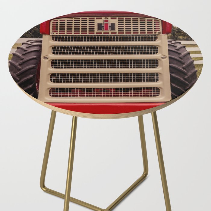 International Grill Red Tractor Front  Side Table Gallery Image 2