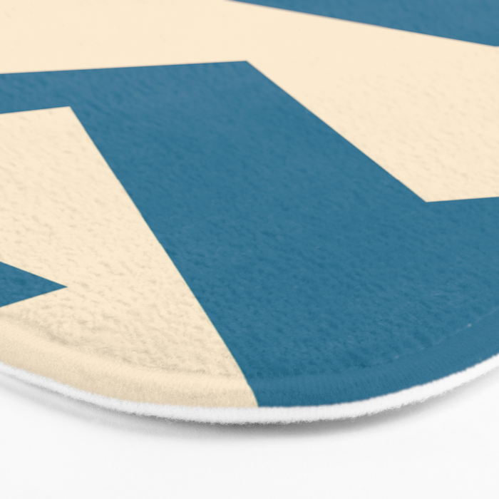 Minimalist 117 Bath Mat Gallery Image 3