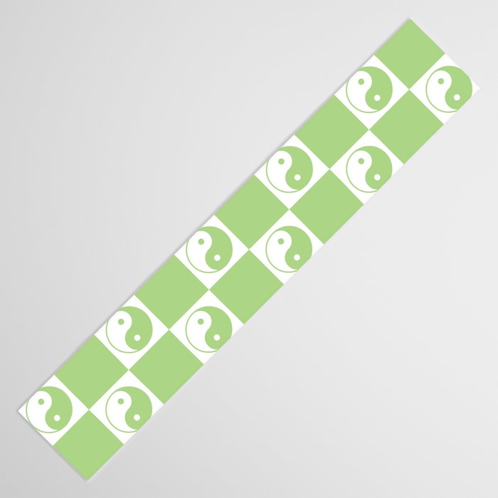Yin Yang Checker in Green and White Table Runner Gallery Image 3