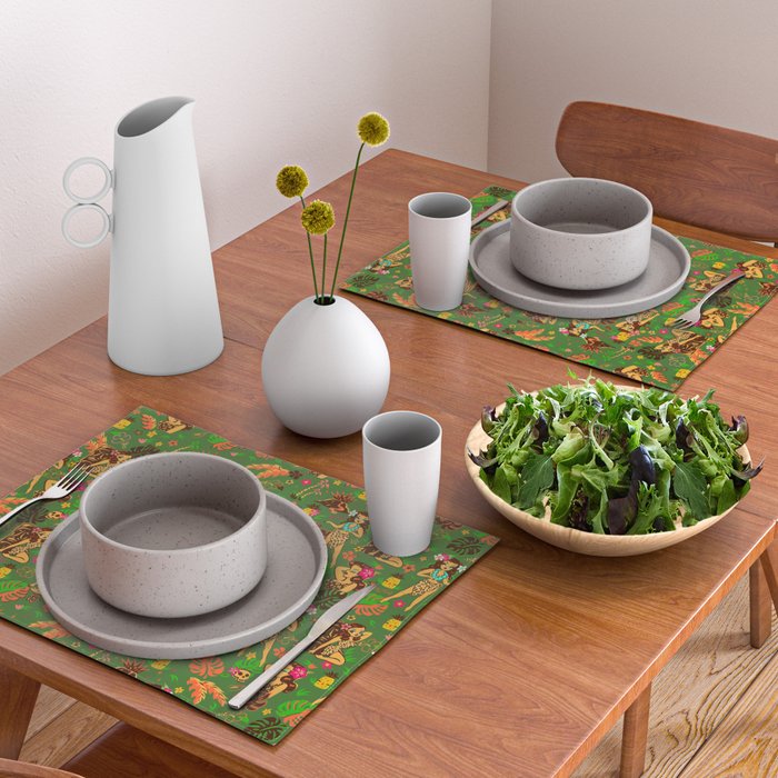 Tiki Temptress on Green Placemat Gallery Image 2