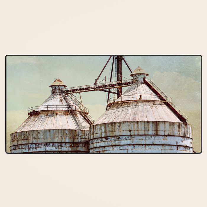Magnolia Market Silos Waco Texas Desk Mat Gallery Image 3