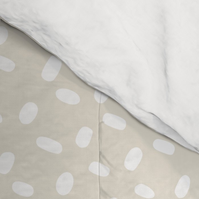 Flowers market: lily of the valley earthy toned Comforter Gallery Image 4