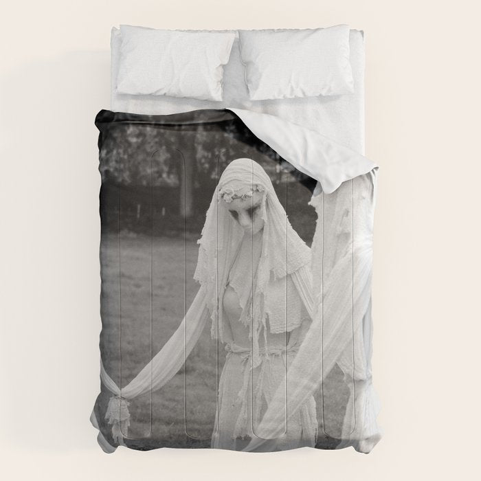 Salem witches, seance gathering of the witch black and white photograph Comforter Gallery Image 6