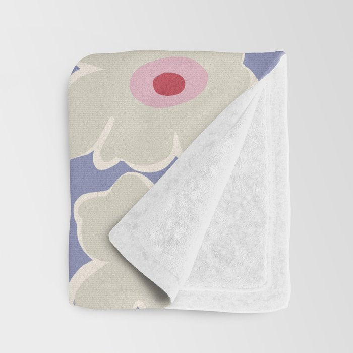 Little Daisy Vase Throw Blanket Gallery Image 3