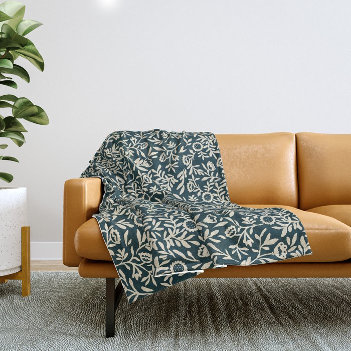 Bold Folk floral pattern Throw Blanket Gallery Image 1