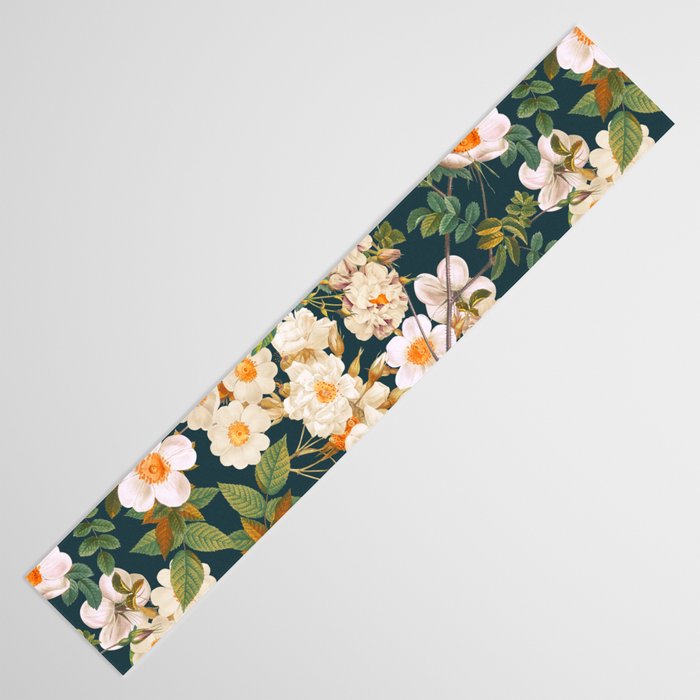 Flower Vintage Garden VI Table Runner Gallery Image 3
