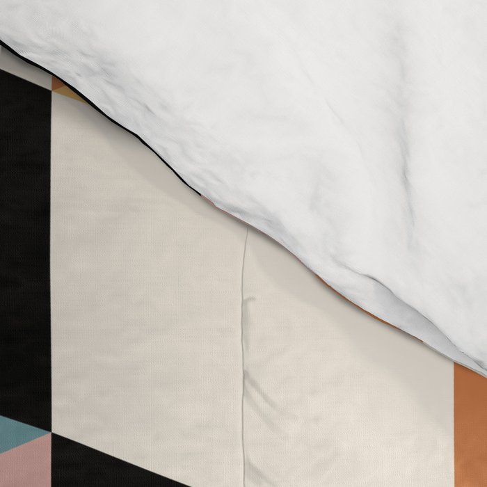 Cuboid Geometric Abstract Shapes Pattern XXXII Comforter Gallery Image 4