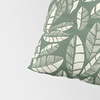 Wildlife Safari Laeves green Pillow Sham Gallery Image 4