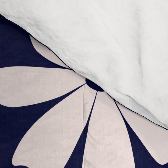 Retro Daisy  Pattern - White and Navy  Comforter Gallery Image 4