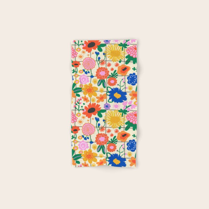 Bright flowers pattern Bath Towel Gallery Image 1