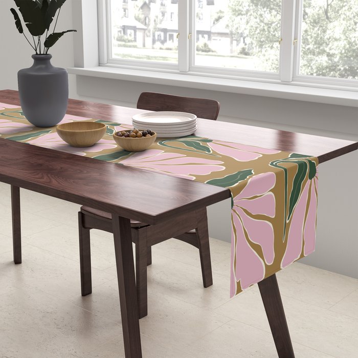 Bold Blooming V Table Runner Gallery Image 2