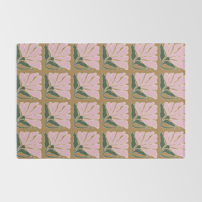 Bold Blooming V Rug Gallery Image 2