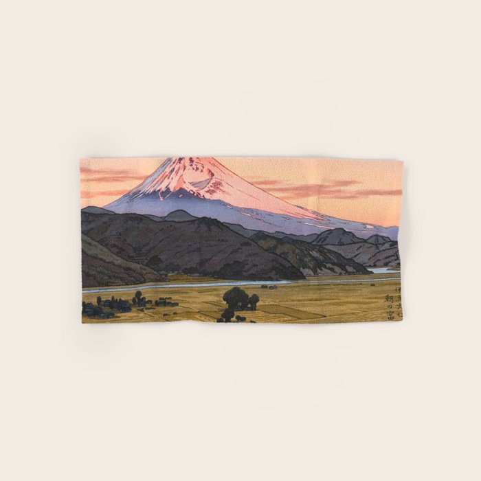Yoshida Toshi Mt Fuji from Ohito Morning Bath Towel Gallery Image 1