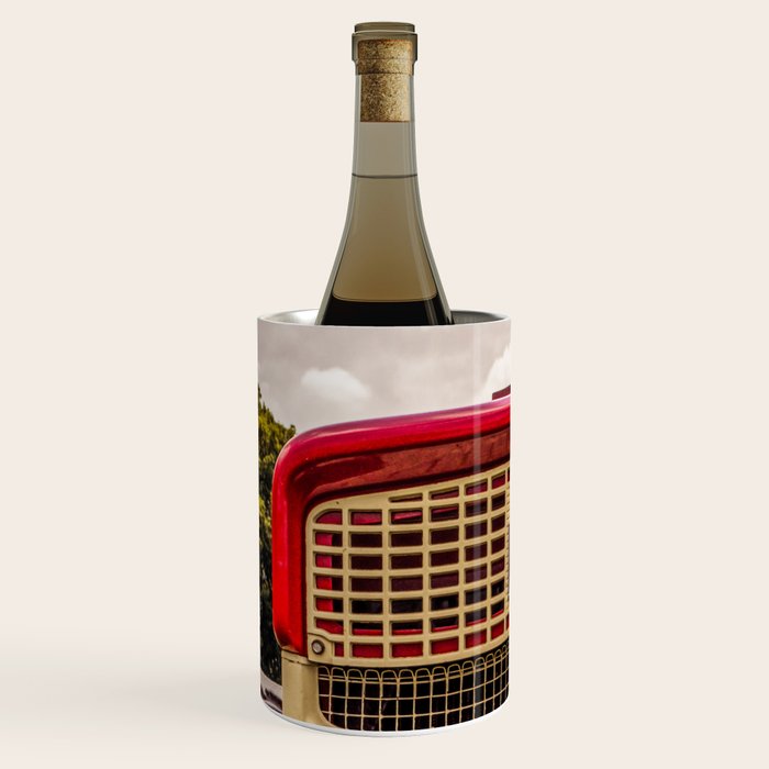 International Grill Red Tractor Front  Wine Chiller Gallery Image 2