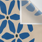 Blue flower pattern Wall Tapestry Gallery Image 3