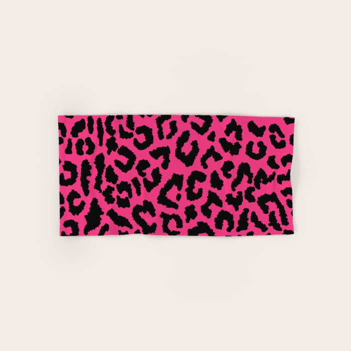 2000s leopard-black on hot pink Bath Towel Gallery Image 1