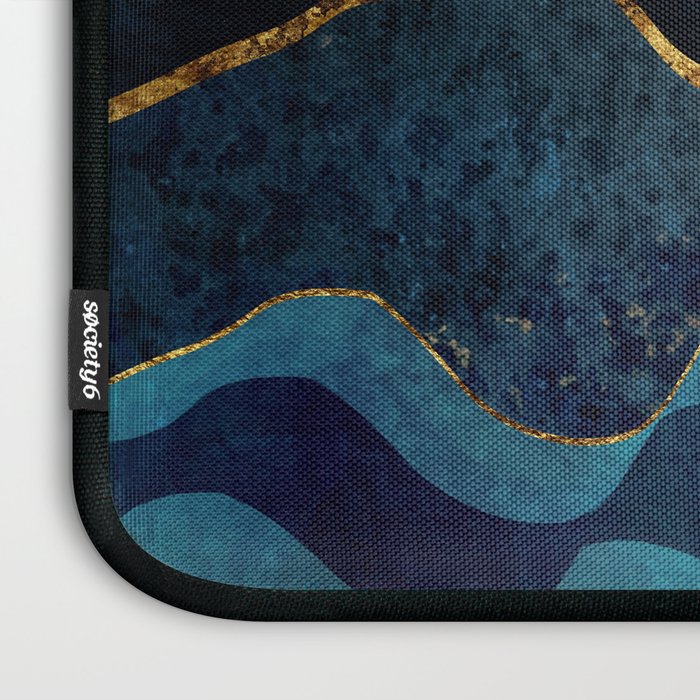 Post Eclipse Laptop Sleeve Gallery Image 3