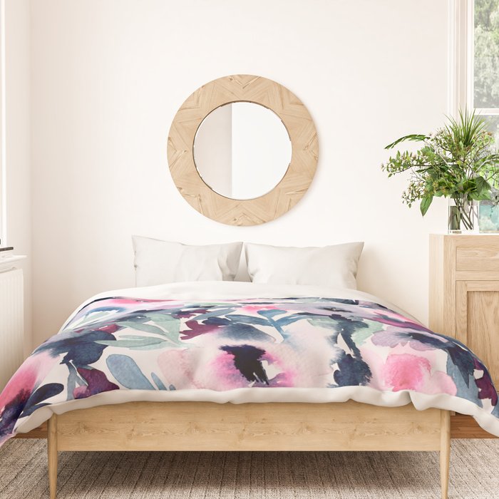 Sue III Duvet Cover Gallery Image 3