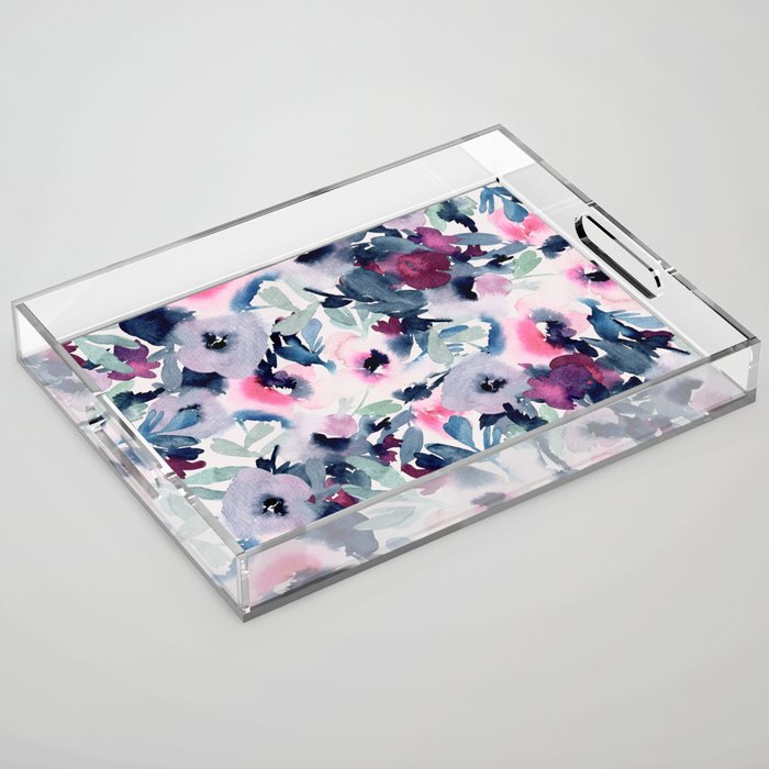 Sue III Acrylic Tray Gallery Image 1