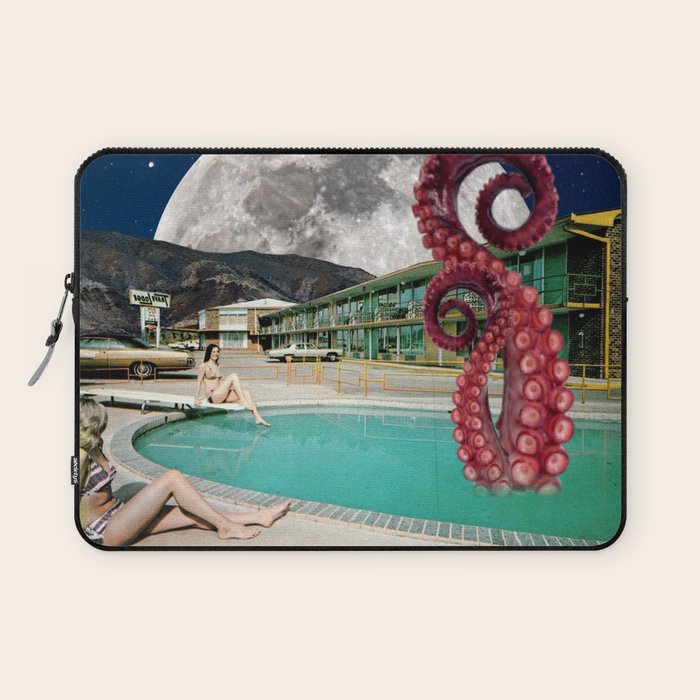 Octopus in the pool Laptop Sleeve Gallery Image 1