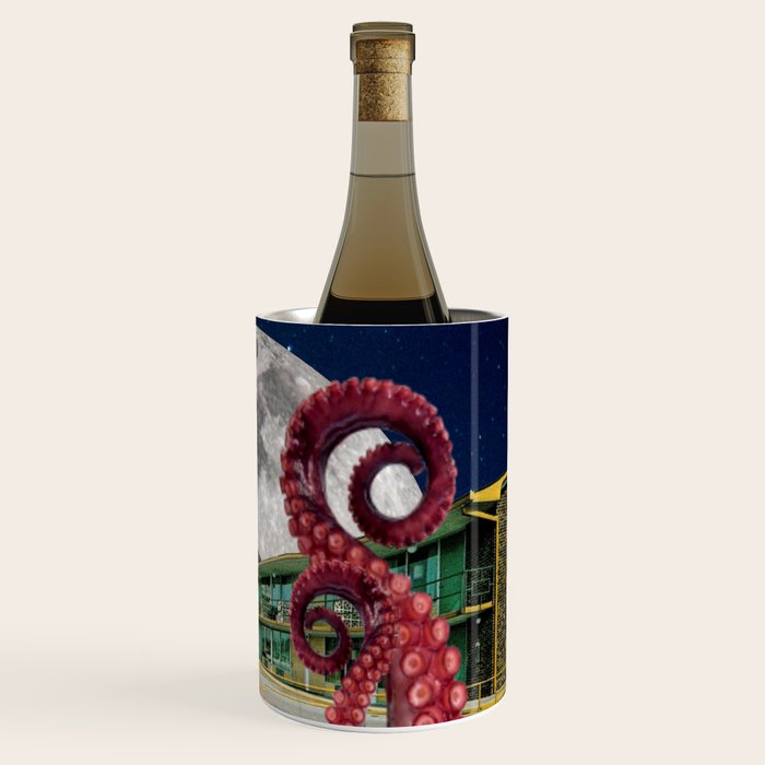 Octopus in the pool Wine Chiller Gallery Image 3